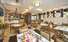 Oaks Liwa Executive Suites